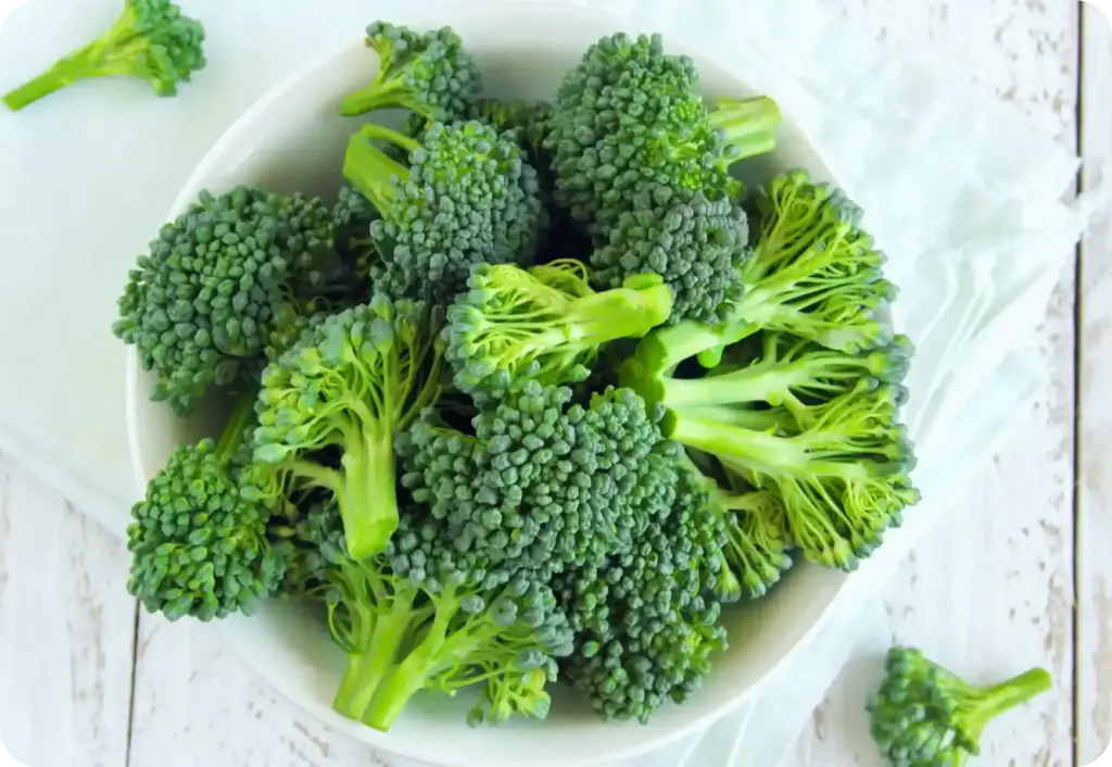 big portion of broccoli in a bowl
