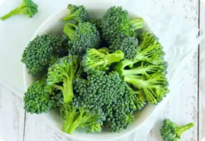 big portion of broccoli in a bowl